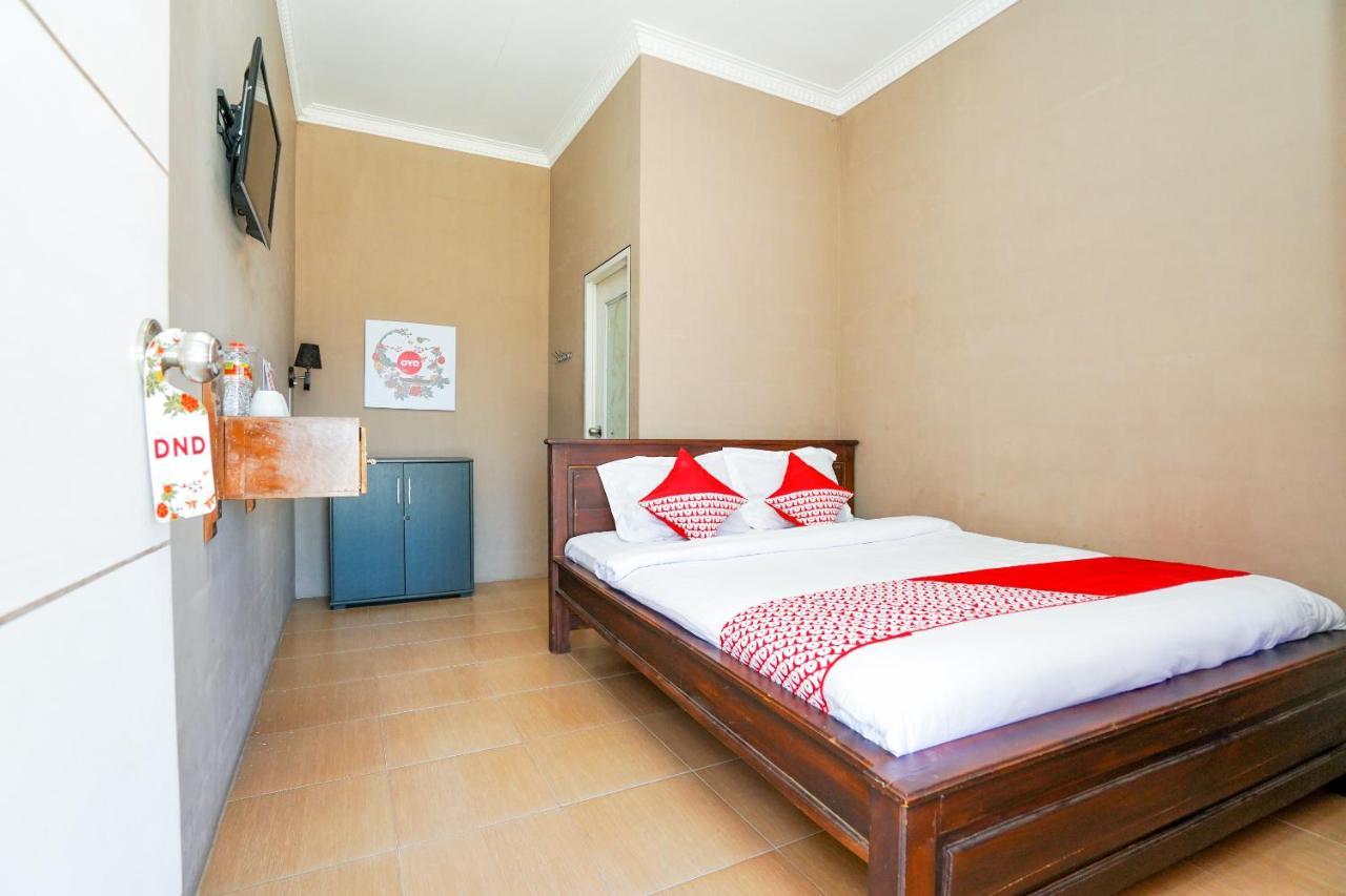 Oyo 1087 Homestay Potato House Bromo Eksteriør billede