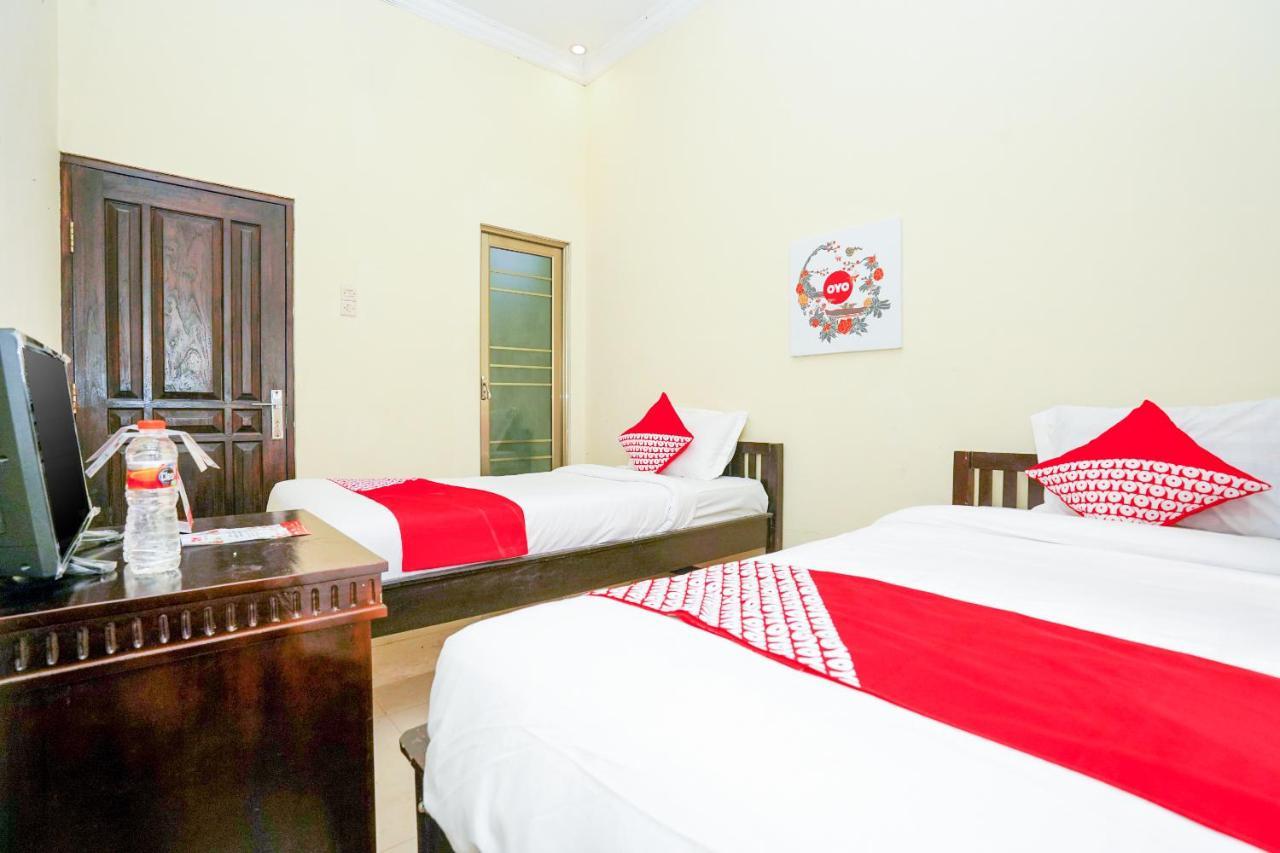 Oyo 1087 Homestay Potato House Bromo Eksteriør billede