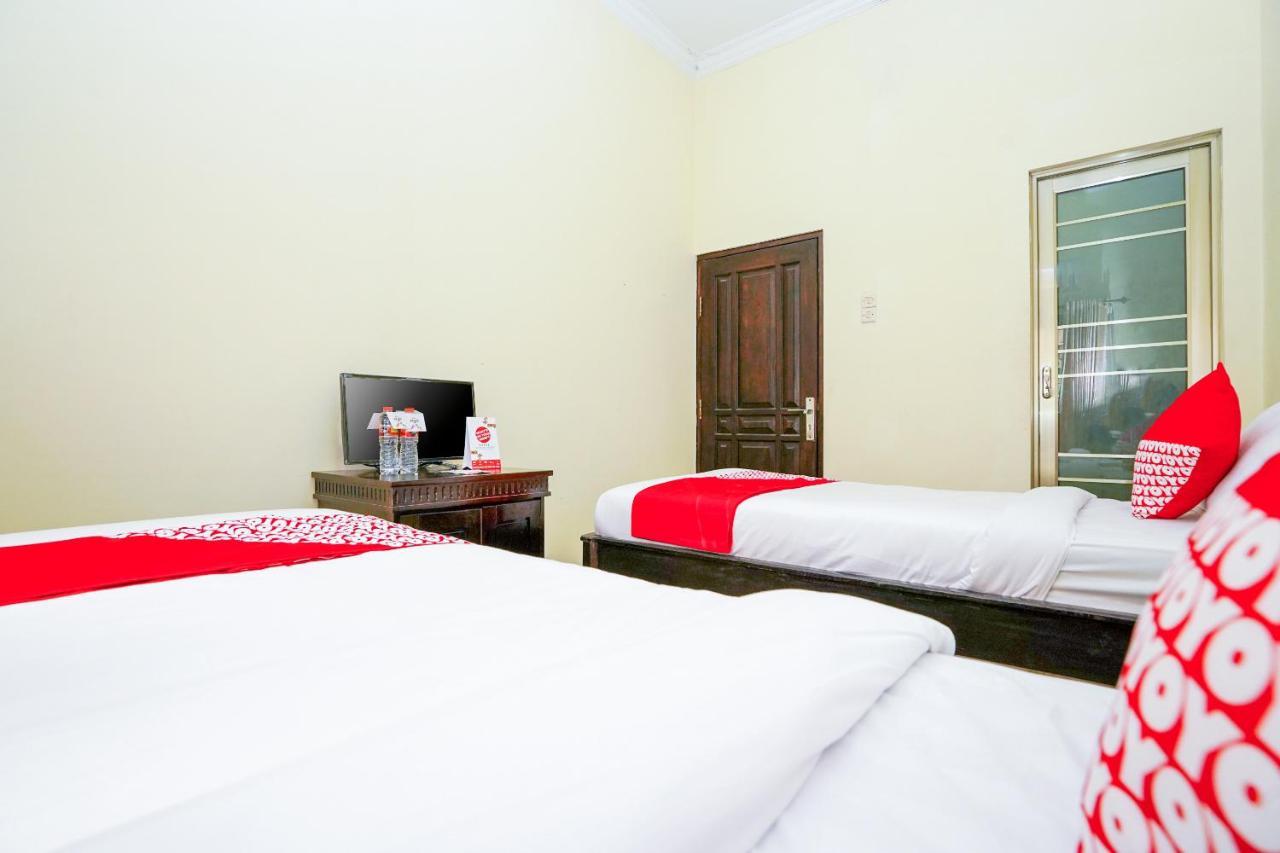 Oyo 1087 Homestay Potato House Bromo Eksteriør billede